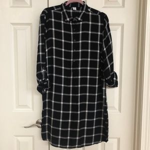 Old Navy Black & White Flannel Shirt Dress